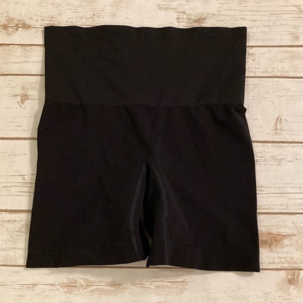 SPANX Black Everyday Shaping Shorts Size 2X